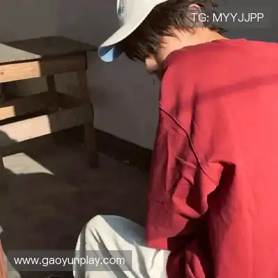 姬展立